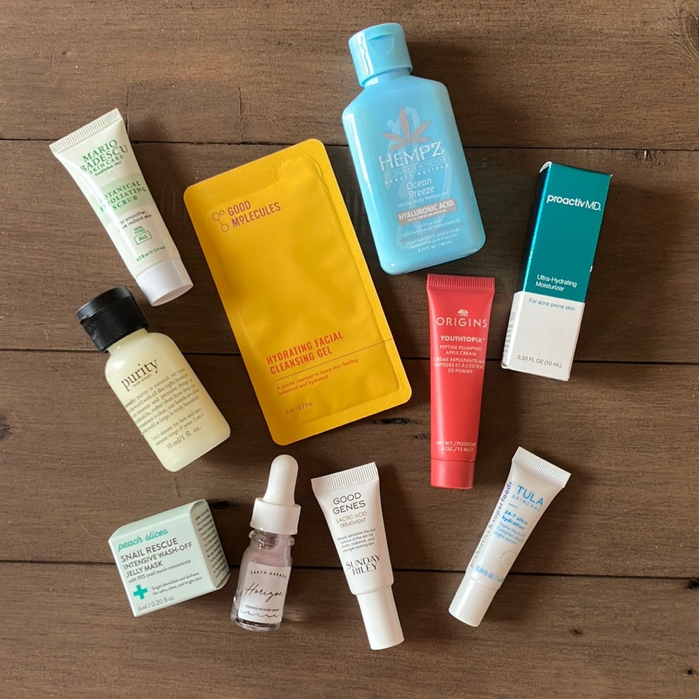 Cleanser, Moisturizer and Serum Samples